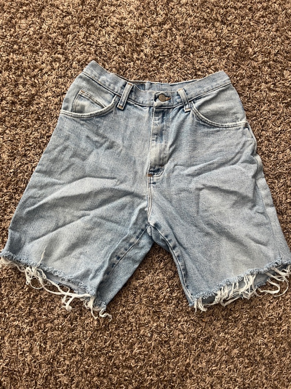 Wrangler Light Blue Denim Frayed Hem Women's Jean Shorts